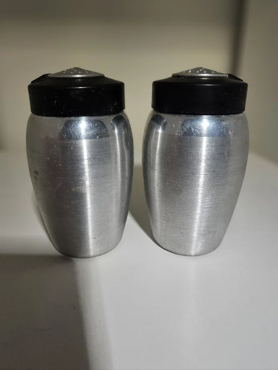 Kromex Salt Pepper Shakers Set Spun Aluminum Silver & Black Kitchen Retro - Picture 3 of 4